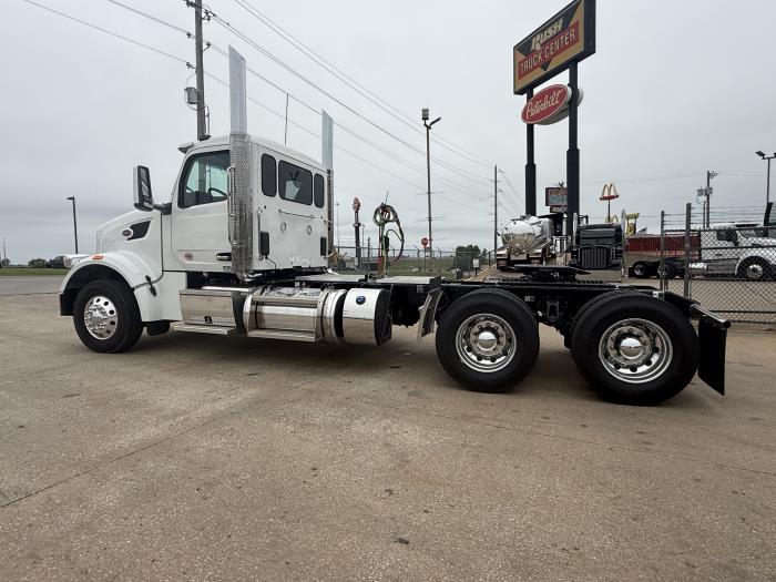 2027 Peterbilt 567-15
