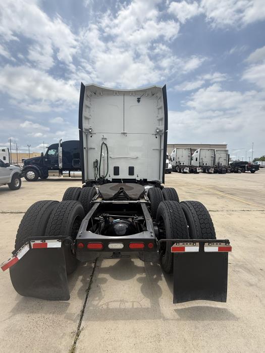 2021 Peterbilt 579-4