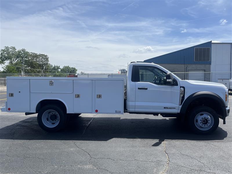 New 2025 Ford F-450 - photo 11