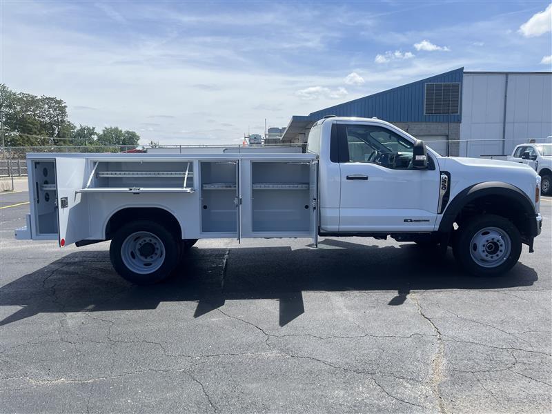 New 2025 Ford F-450 - photo 12
