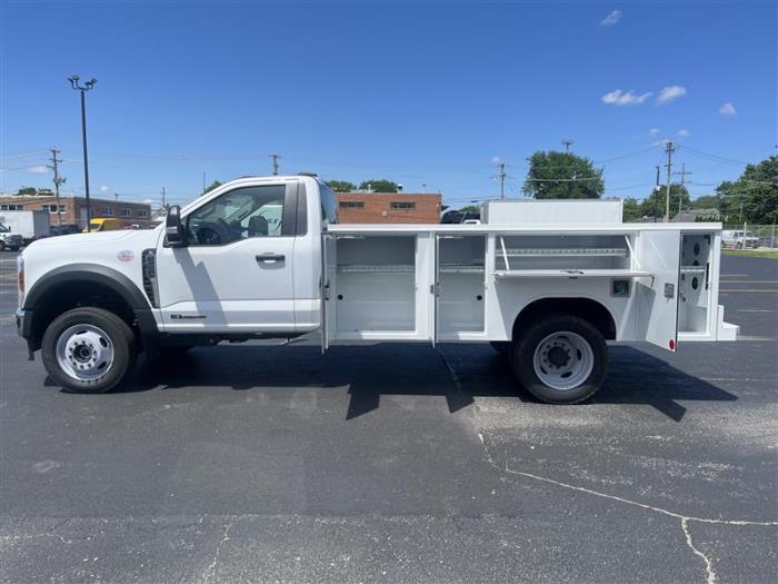 2025 Ford F-450-4