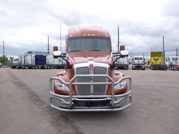 2024 Kenworth T680-2