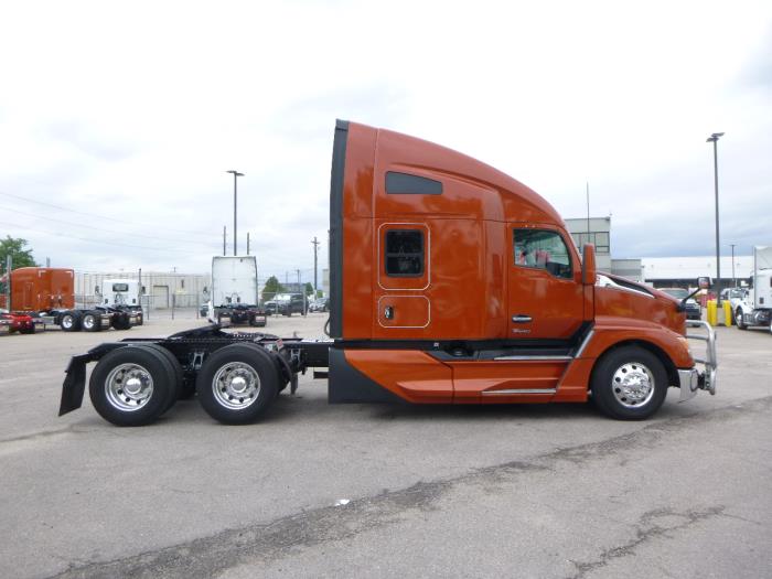 2024 Kenworth T680-7