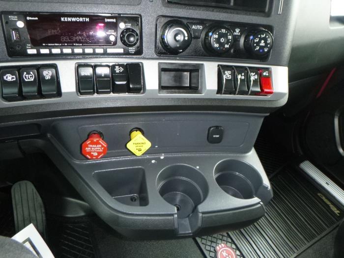 2024 Kenworth T680-20