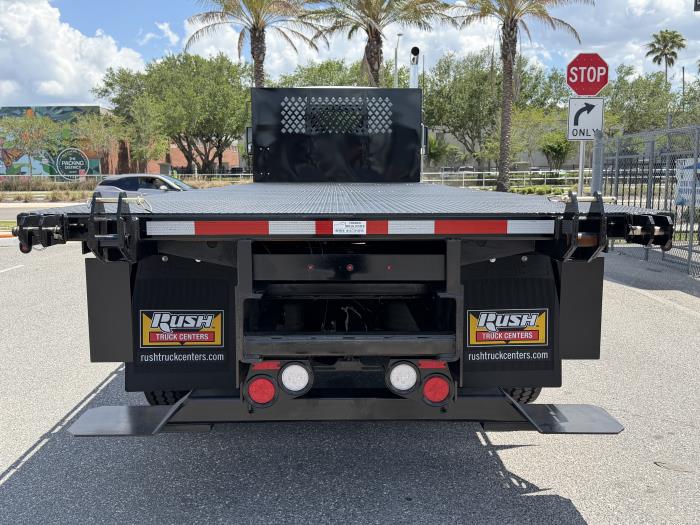 2027 Peterbilt 548-5