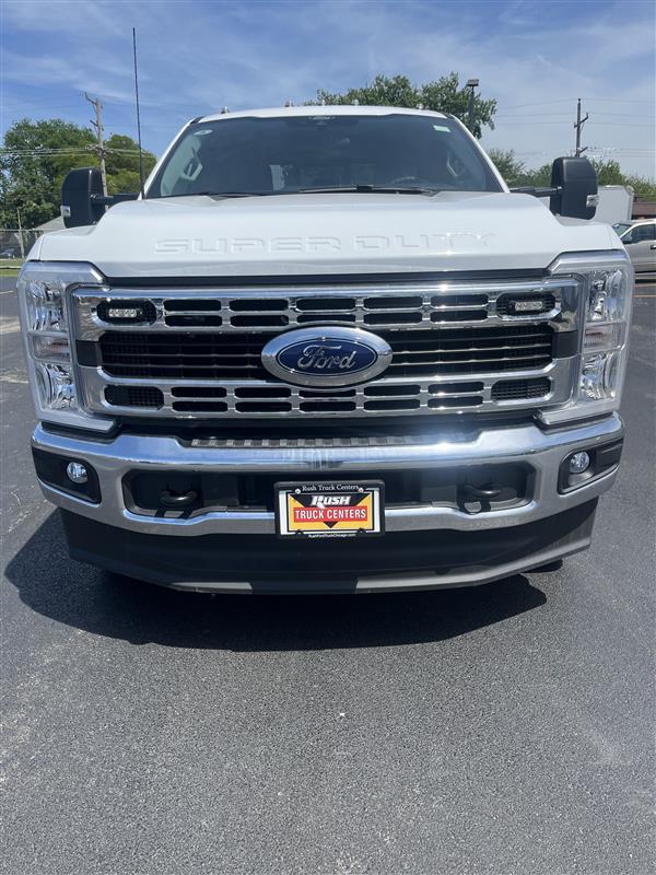 New 2026 Ford F-350 - photo 1
