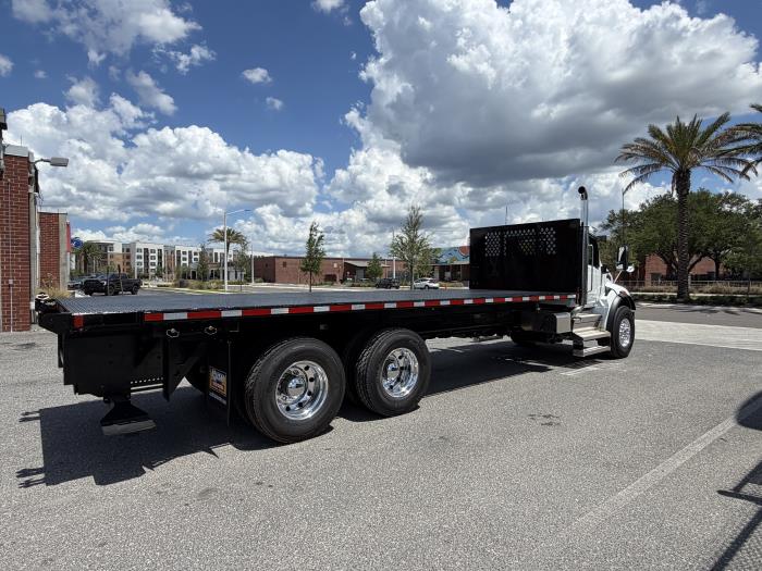 2027 Peterbilt 548 — photo 7