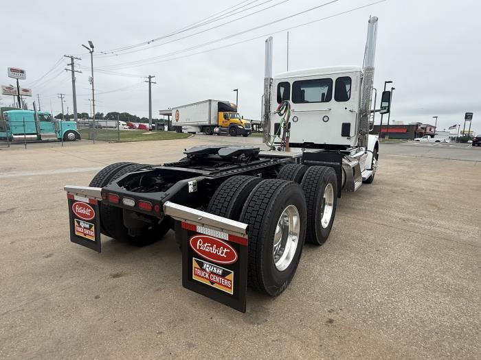 2027 Peterbilt 567-11