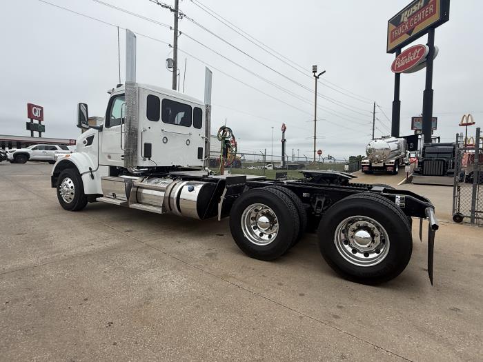 2027 Peterbilt 567-14