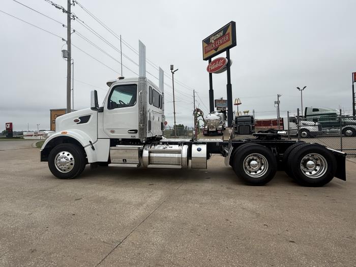 2027 Peterbilt 567-16