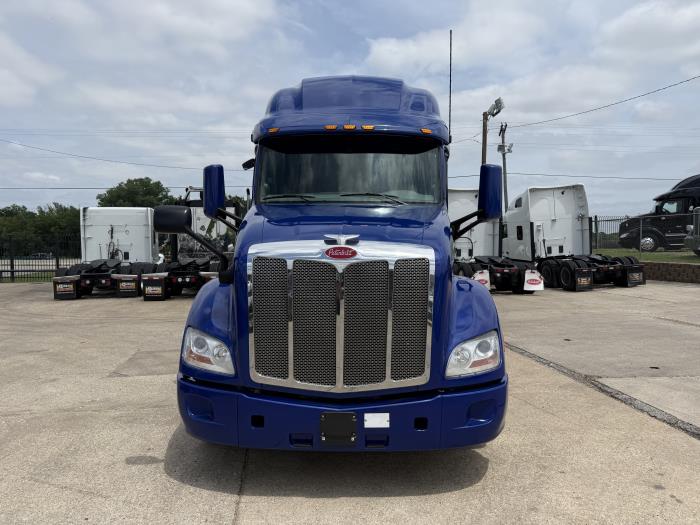 2022 Peterbilt 579-22