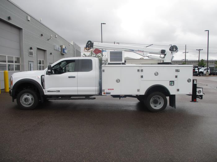 2026 Ford F-550-8
