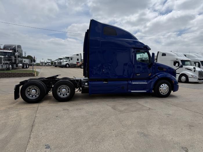 2022 Peterbilt 579-30