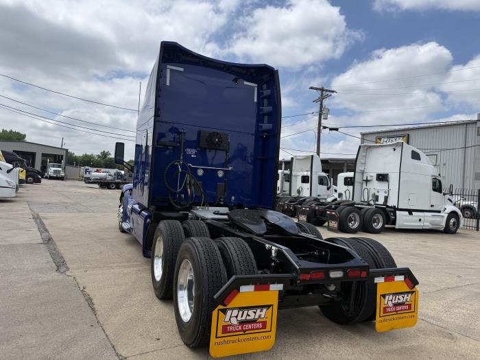 2022 Peterbilt 579-36