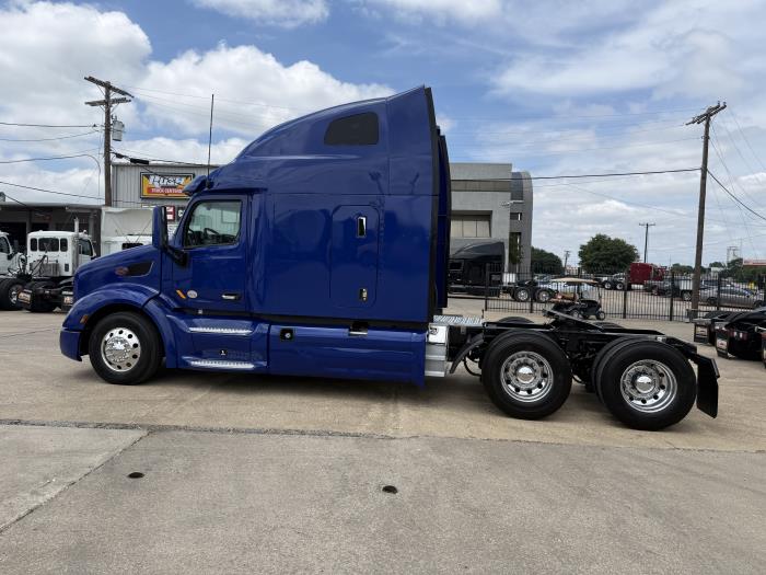 2022 Peterbilt 579-41