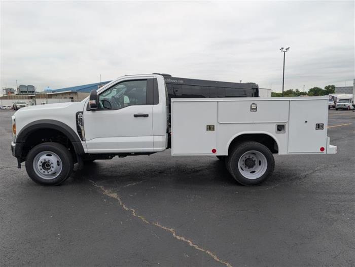 2025 Ford F-450-8