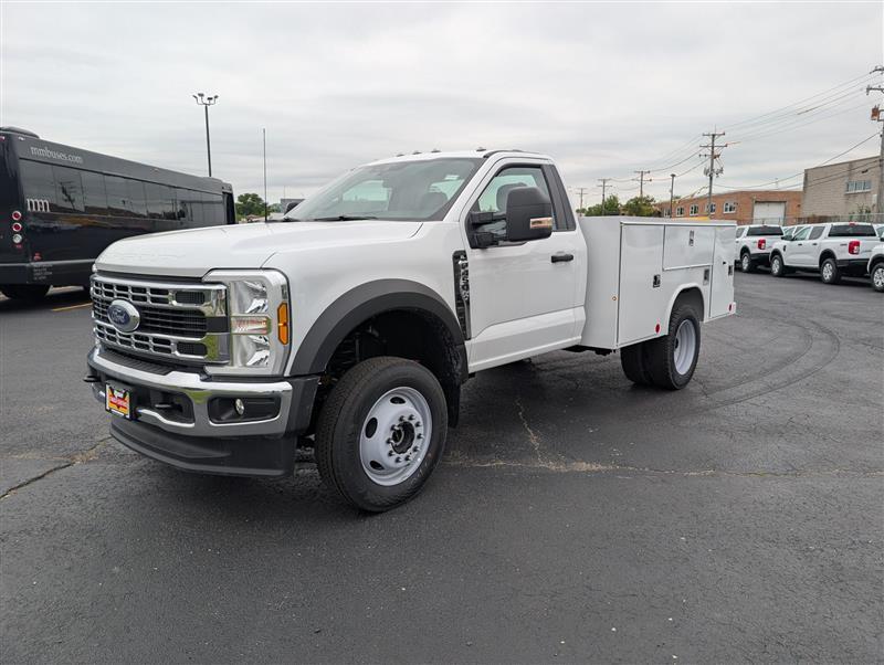 New 2025 Ford F-450 - photo 1