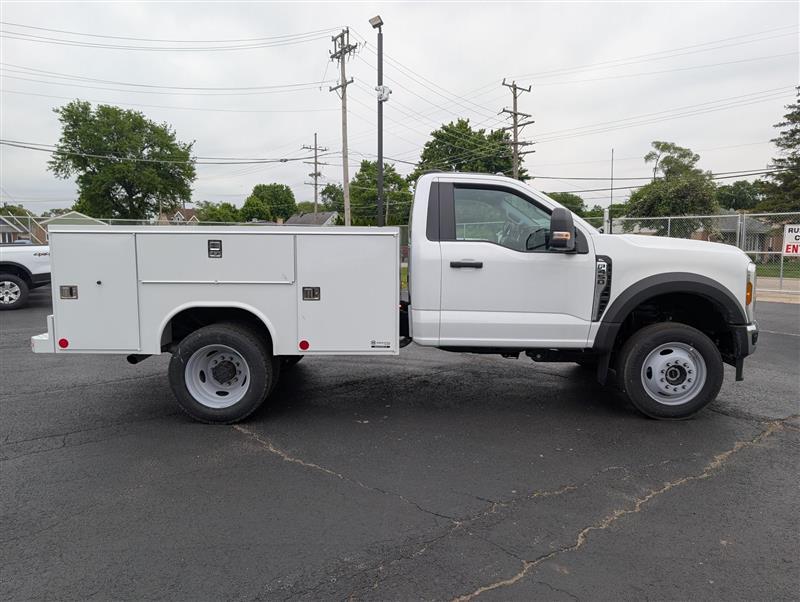 New 2025 Ford F-450 - photo 5