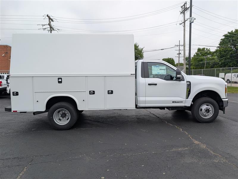 New 2025 Ford F-350 - photo 6