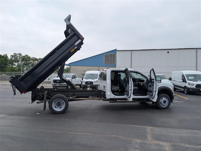 New 2026 Ford F-450 - photo 8