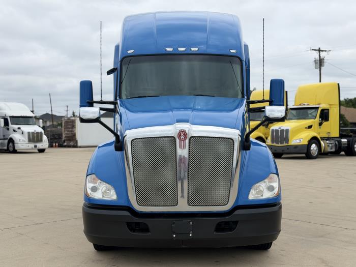 2020 Kenworth T680-1