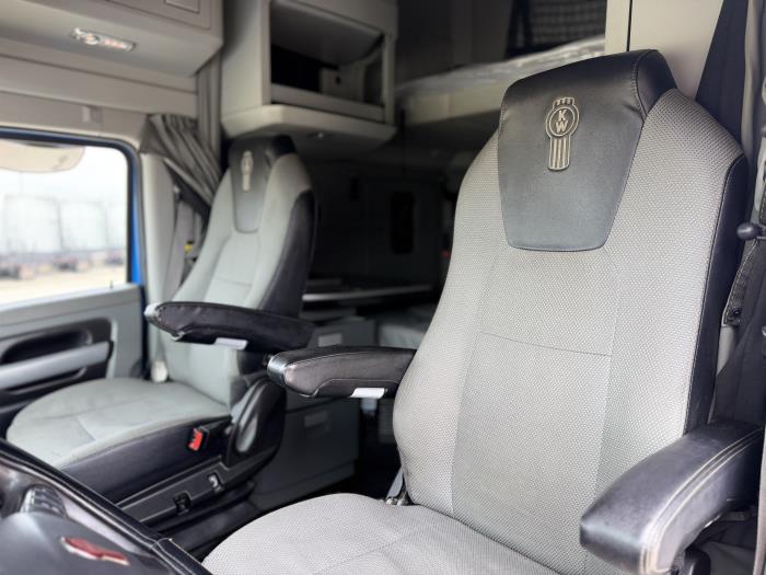 2020 Kenworth T680-22