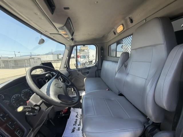 2019 Freightliner Business Class M2 106-11