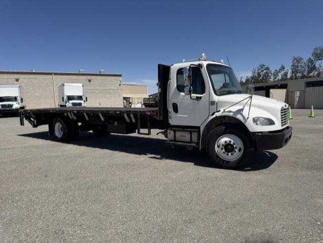 2019 Freightliner Business Class M2 106-3