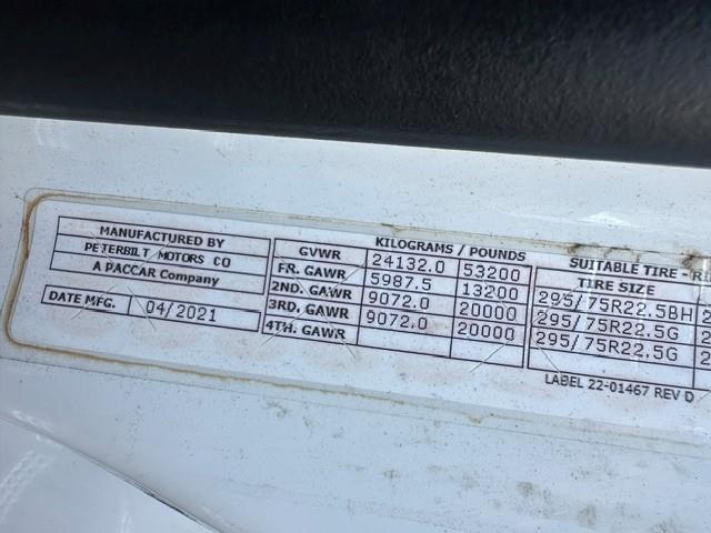 2022 Peterbilt 579-4