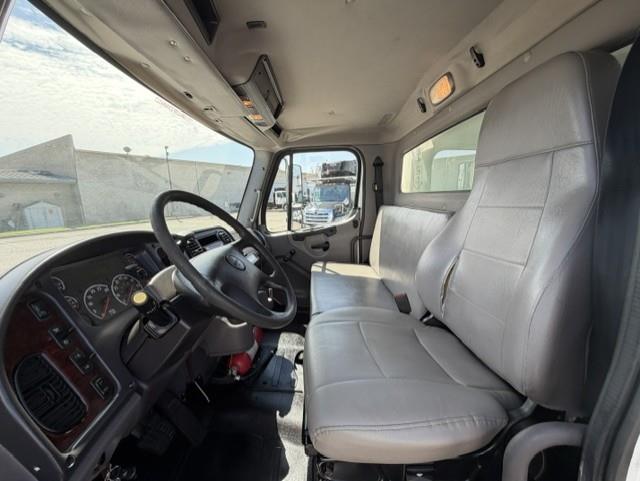 2019 Freightliner Business Class M2 106-9