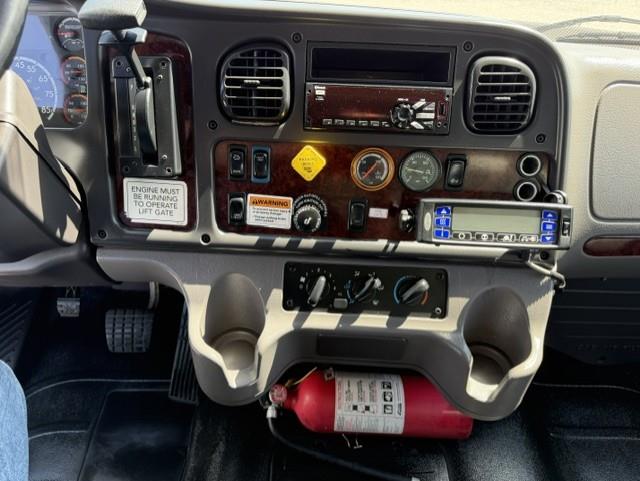 2019 Freightliner Business Class M2 106-12