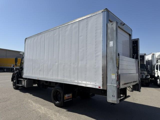 2019 Hino 268A-4