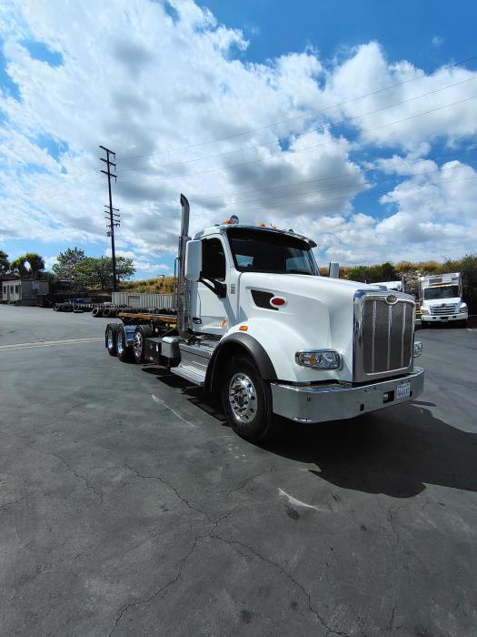 2020 Peterbilt 567-1