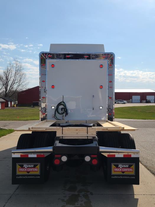 2025 Peterbilt 567-6