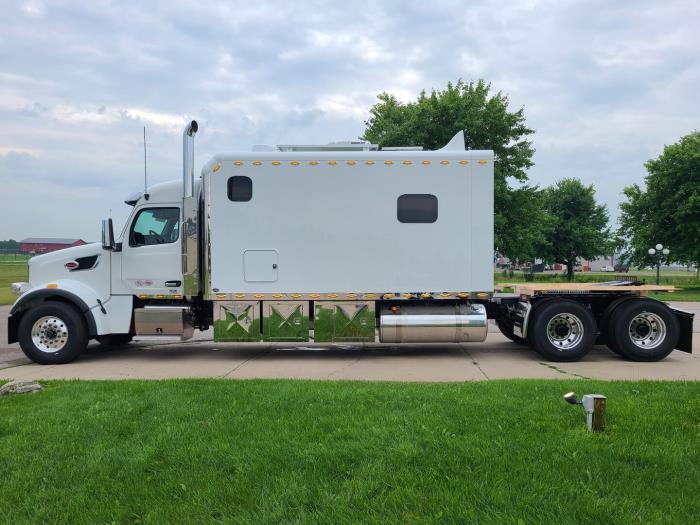 2026 Peterbilt 567-2