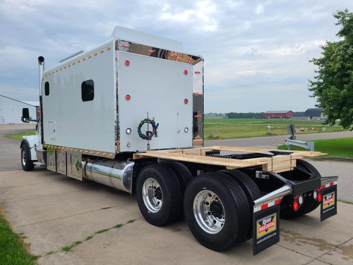 2026 Peterbilt 567-7