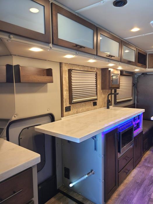 2026 Peterbilt 567-21