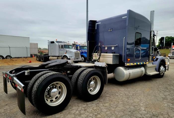 2020 Peterbilt 579-5