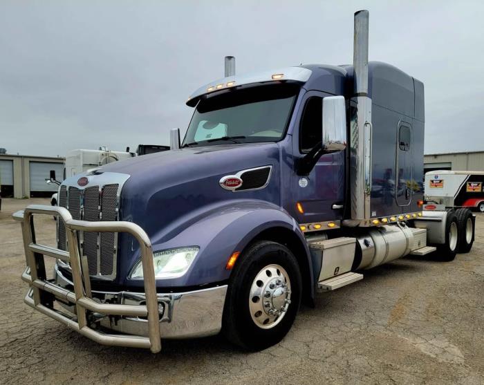 2020 Peterbilt 579-0