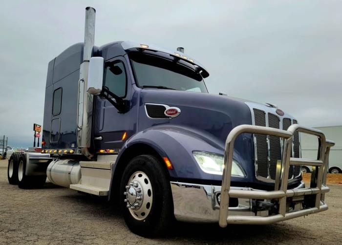 2020 Peterbilt 579-7
