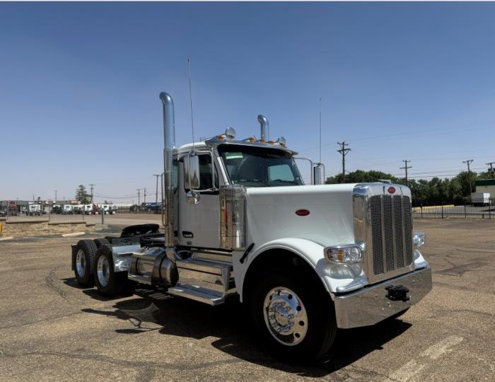 2027 Peterbilt 589-3