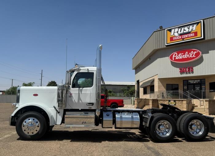 2027 Peterbilt 589-4