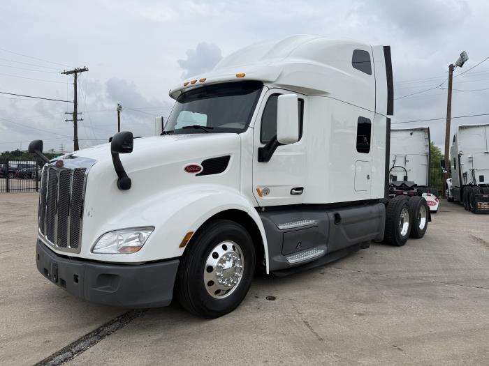 2021 Peterbilt 579-1