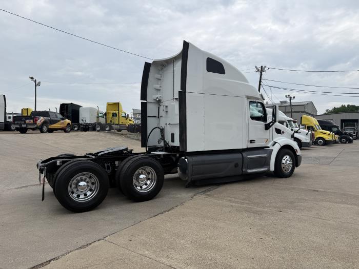 2021 Peterbilt 579-30