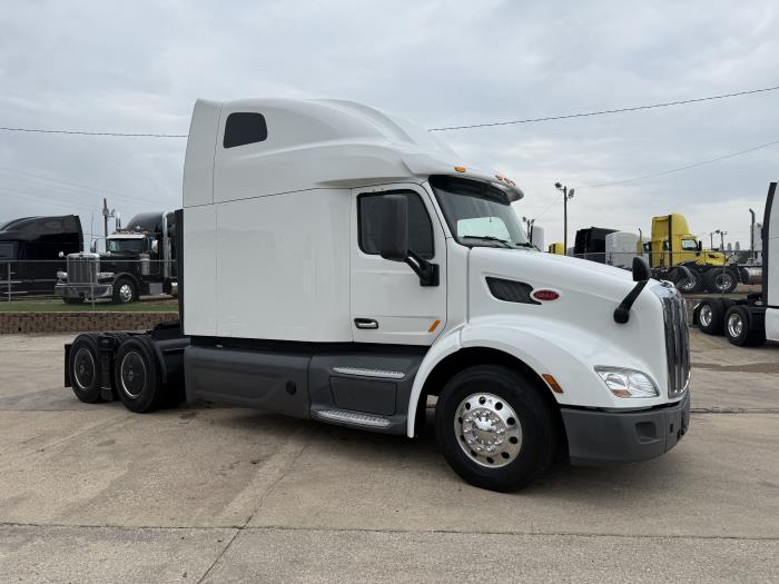 2021 Peterbilt 579-23