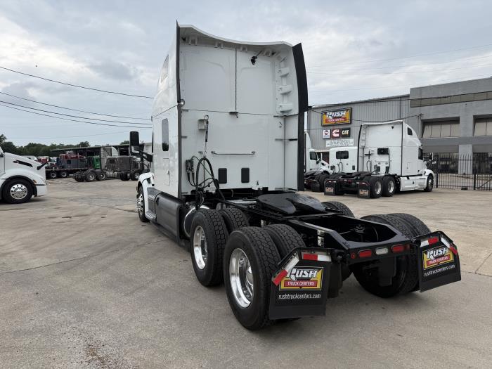 2021 Peterbilt 579-37
