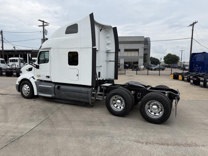 2021 Peterbilt 579-39