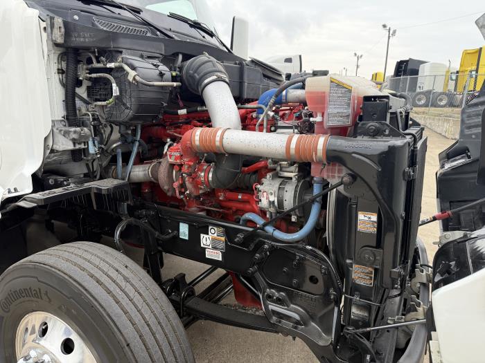 2021 Peterbilt 579-45
