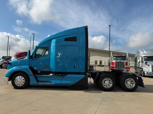 2023 Kenworth T680-2