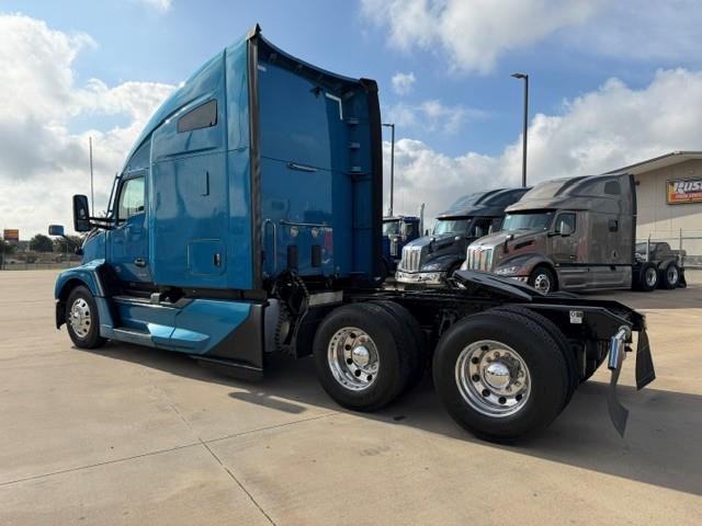 2023 Kenworth T680-3